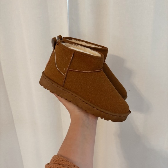 amazon faux suede fur lined boots - Picture 1 of 6